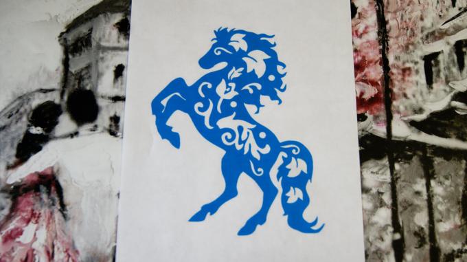 crtež konja