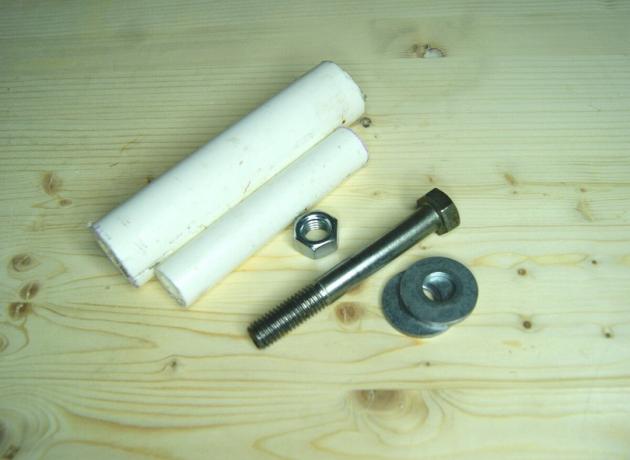 Rezanje plastičnih cijevi 32 i 20 mm, M vijak 12 matica i za pranje
