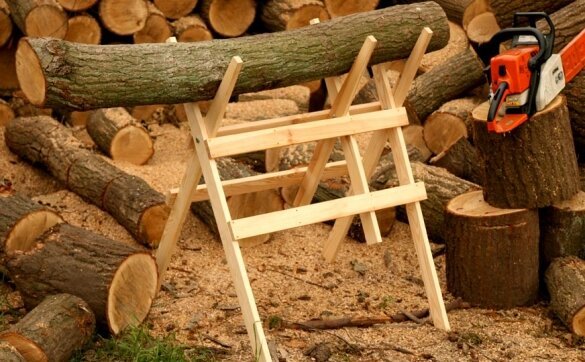Standardna drvena kutija za ogrjev.