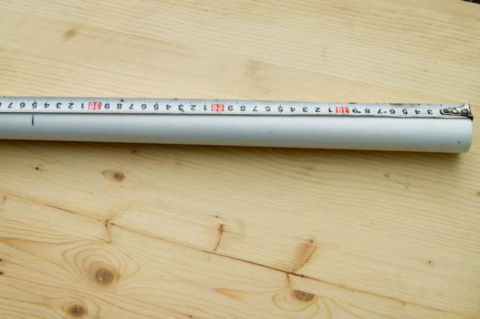 Izmjerite duljinu trake od 25 - 35 cm