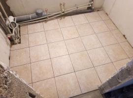 Popravak kupaonica: asortiman pločica za podove i zidove. Suočeni s nemarom zaposlenika